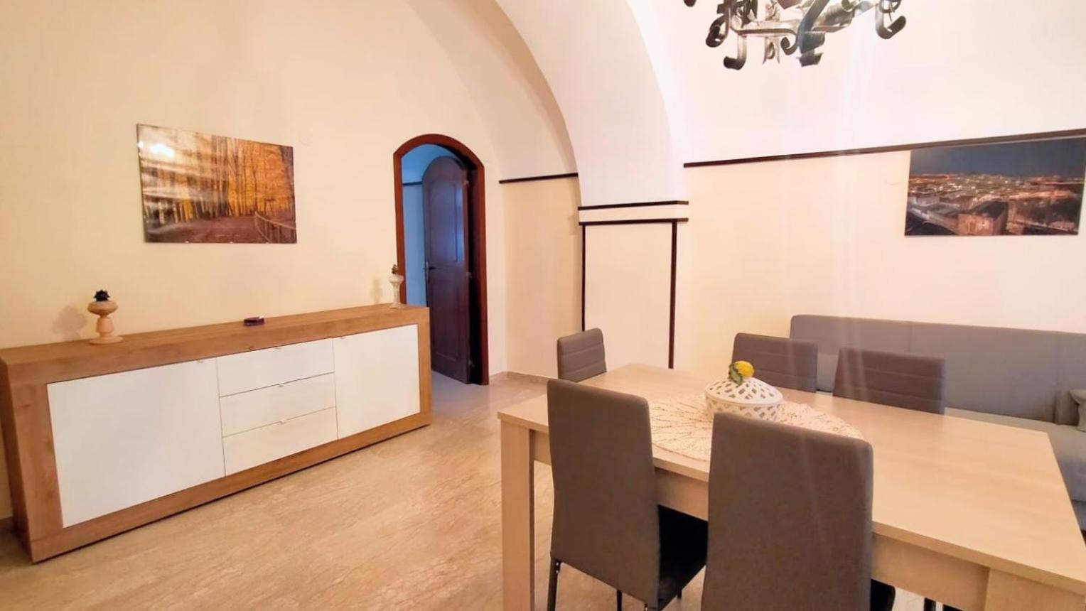 Dimora Maggi Al Caminetto - Affitti Brevi Italia Apartment Monte Sant'Angelo Bagian luar foto